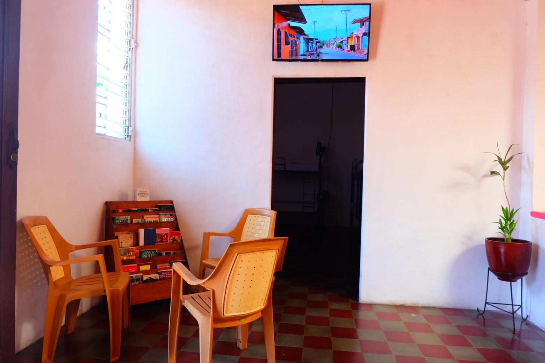 Deakachimba Hostel Granada Zewnętrze zdjęcie