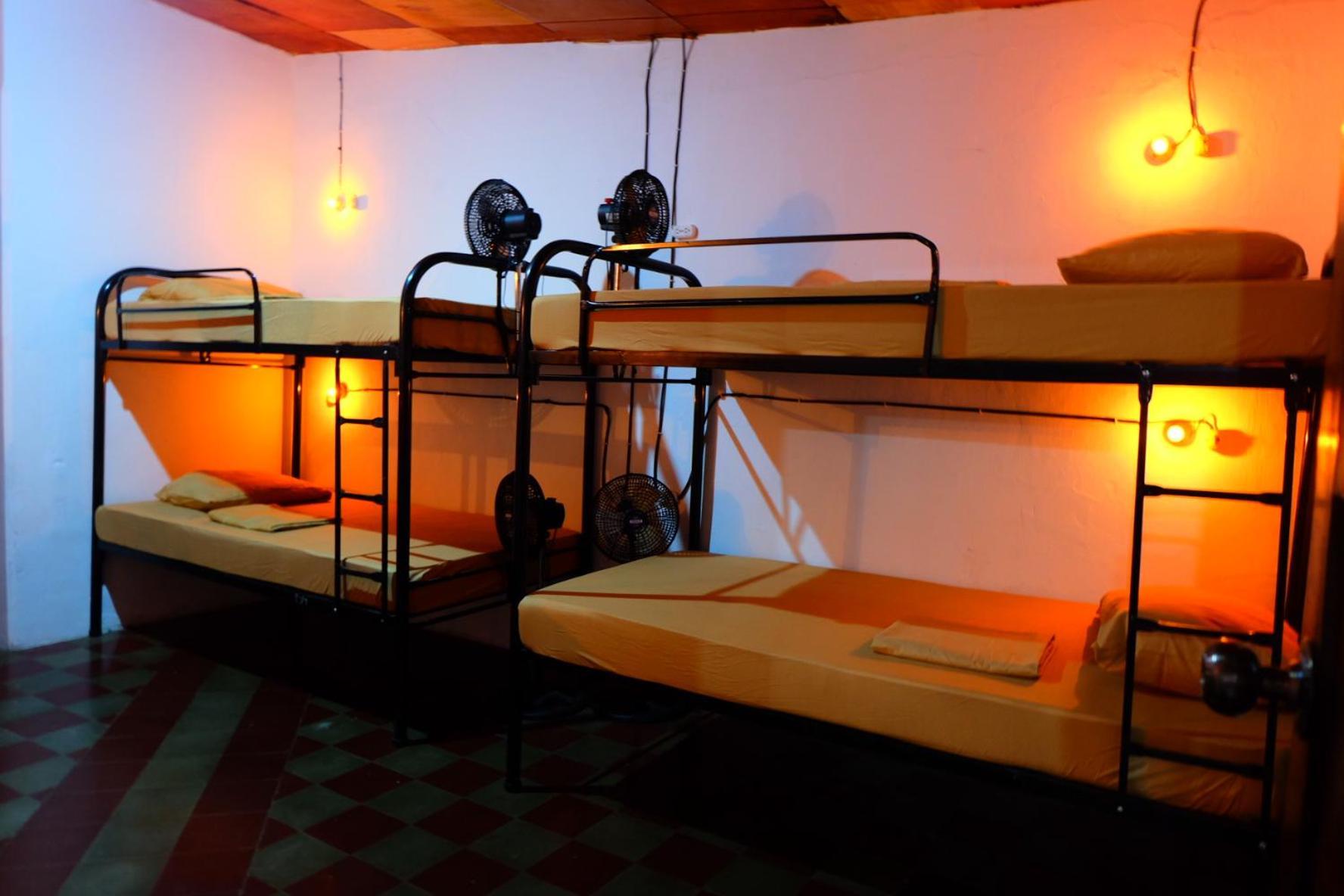 Deakachimba Hostel Granada Zewnętrze zdjęcie