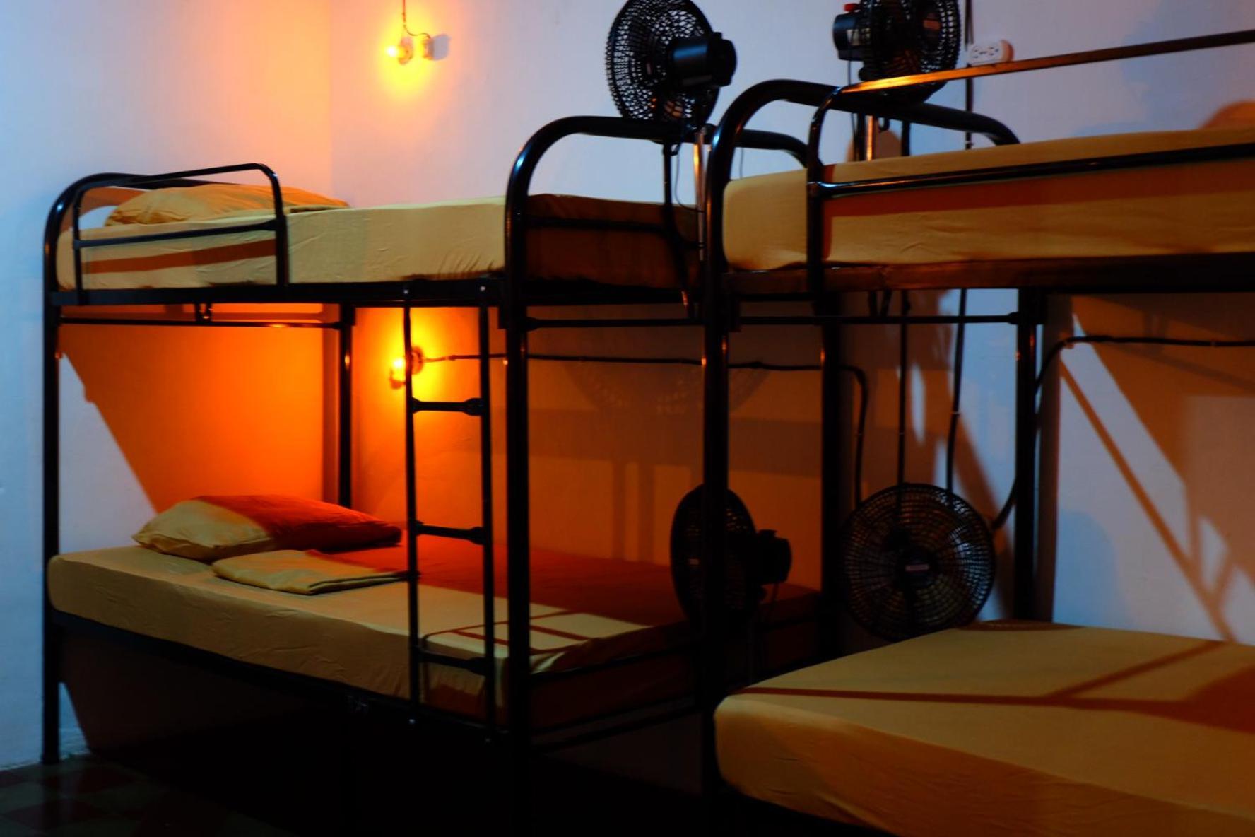 Deakachimba Hostel Granada Zewnętrze zdjęcie