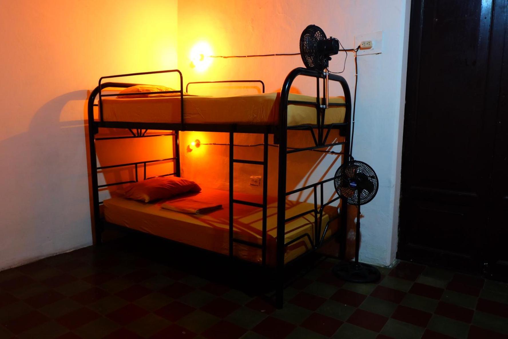 Deakachimba Hostel Granada Zewnętrze zdjęcie